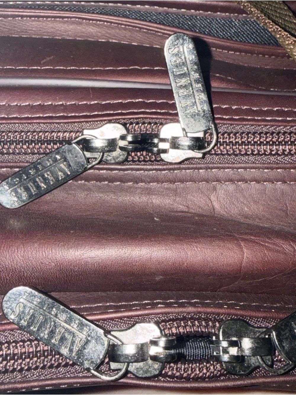 Avenues Classic Brown Leather Messenger Bag NWOT